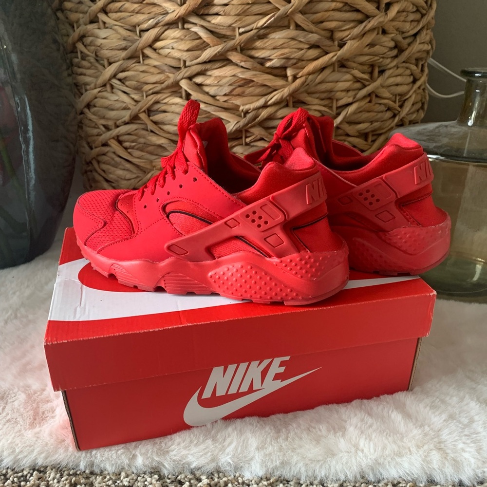 Nike Huarache - Picture 5 of 6
